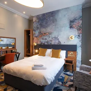Keavan's Port Hotel, **** Dublin
